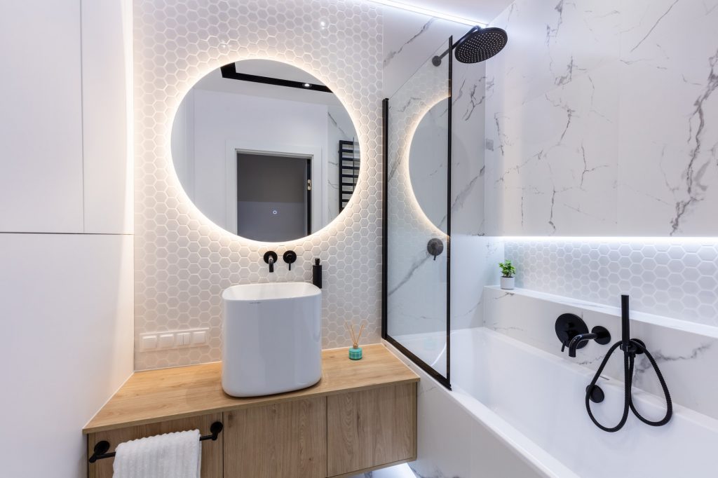 Small Bathroom, Big Style: Tips for Decorating a Tiny Space Small Bathroom, Big Style: Tips for Decorating a Tiny Space